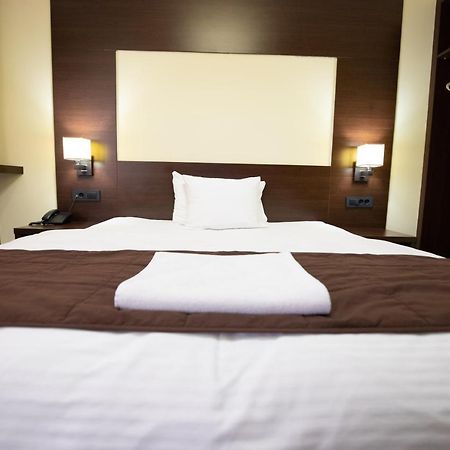 Boutique Hotel Golden Star Tuzla Exterior photo