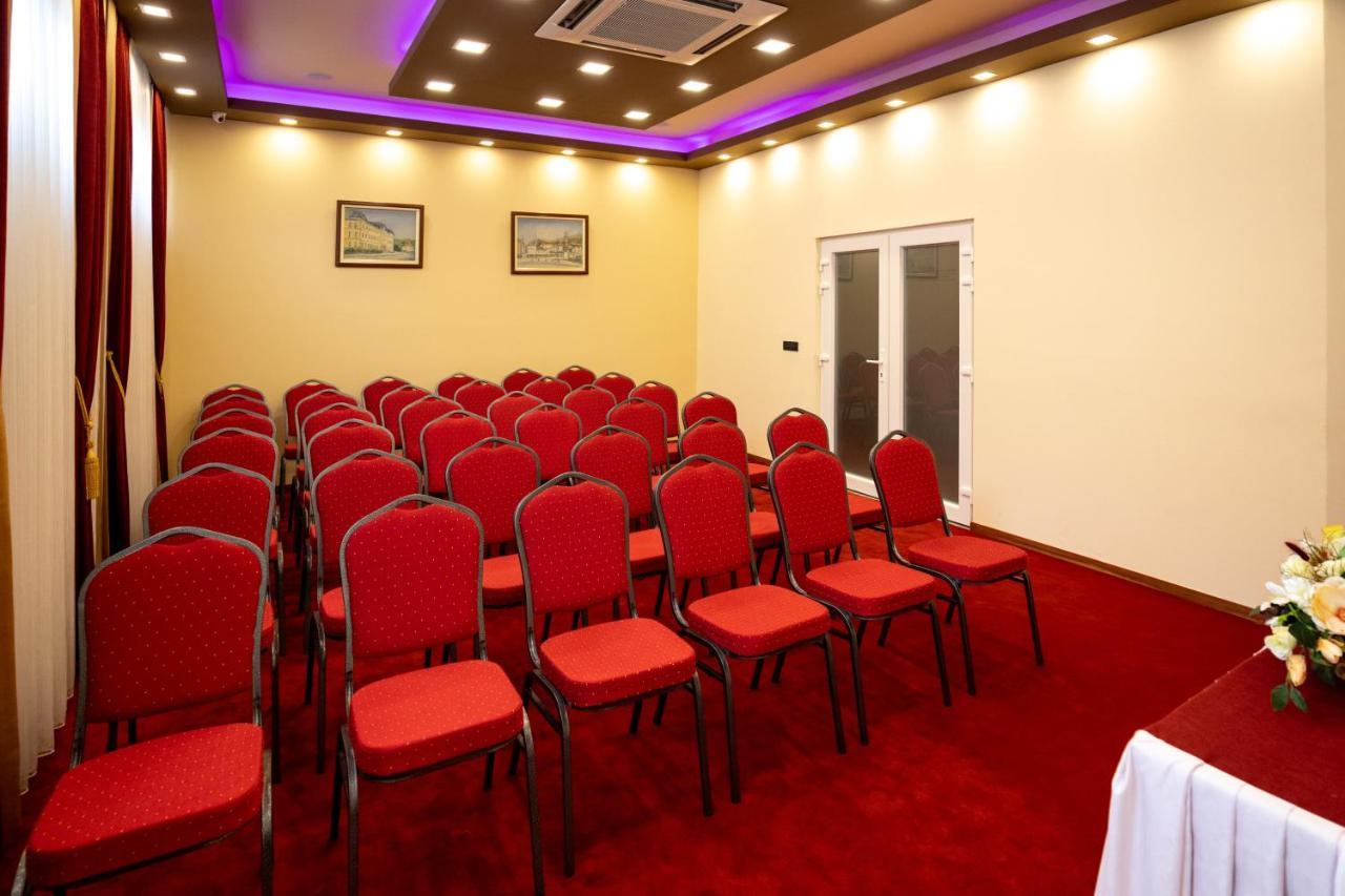 Boutique Hotel Golden Star Tuzla Exterior photo