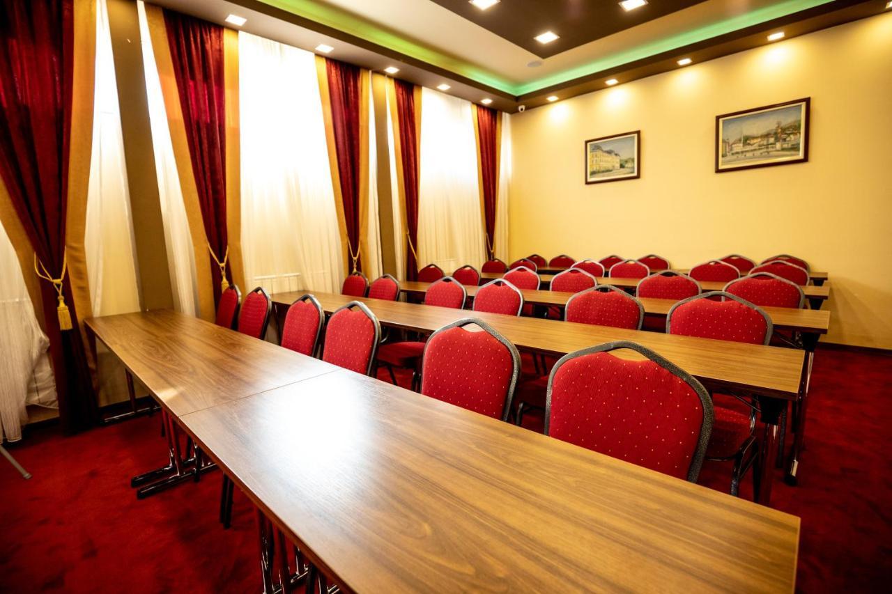Boutique Hotel Golden Star Tuzla Exterior photo